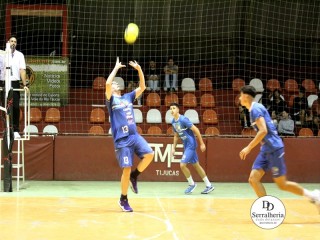 
<a style='margin-left: 5px;' class='btn btn-xs btn-social btn-facebook' href='https://www.facebook.com/sharer/sharer.php?u=https://ko-boladovale.web.getmuller.com.br/imgs/800-800-90/conteudo/fotos/1903/img6019.jpg' rel='popup' data-width='500' data-height='400'><i class='fa fa-facebook'></i>Compartilhar <span class='hidden-xs'>no Facebook</span>
</a> 
<a class='btn btn-default btn-xs' target='_blank' href='imgs/800-800-90/conteudo/fotos/1903/img6019.jpg'>
<span class='glyphicon glyphicon-cloud-download'></span> Salvar
</a> 
<span></span>