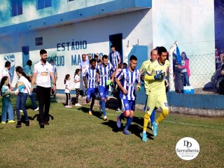 
<a style='margin-left: 5px;' class='btn btn-xs btn-social btn-facebook' href='https://www.facebook.com/sharer/sharer.php?u=https://ko-boladovale.web.getmuller.com.br/imgs/800-800-90/conteudo/fotos/1904/img7720.jpg' rel='popup' data-width='500' data-height='400'><i class='fa fa-facebook'></i>Compartilhar <span class='hidden-xs'>no Facebook</span>
</a> 
<a class='btn btn-default btn-xs' target='_blank' href='imgs/800-800-90/conteudo/fotos/1904/img7720.jpg'>
<span class='glyphicon glyphicon-cloud-download'></span> Salvar
</a> 
<span></span>