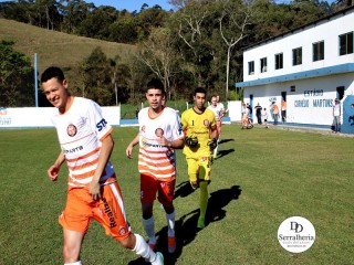 
<a style='margin-left: 5px;' class='btn btn-xs btn-social btn-facebook' href='https://www.facebook.com/sharer/sharer.php?u=https://ko-boladovale.web.getmuller.com.br/imgs/800-800-90/conteudo/fotos/1904/img7752.jpg' rel='popup' data-width='500' data-height='400'><i class='fa fa-facebook'></i>Compartilhar <span class='hidden-xs'>no Facebook</span>
</a> 
<a class='btn btn-default btn-xs' target='_blank' href='imgs/800-800-90/conteudo/fotos/1904/img7752.jpg'>
<span class='glyphicon glyphicon-cloud-download'></span> Salvar
</a> 
<span></span>