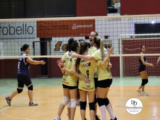 
<a style='margin-left: 5px;' class='btn btn-xs btn-social btn-facebook' href='https://www.facebook.com/sharer/sharer.php?u=https://ko-boladovale.web.getmuller.com.br/imgs/800-800-90/conteudo/fotos/1905/img8430.jpg' rel='popup' data-width='500' data-height='400'><i class='fa fa-facebook'></i>Compartilhar <span class='hidden-xs'>no Facebook</span>
</a> 
<a class='btn btn-default btn-xs' target='_blank' href='imgs/800-800-90/conteudo/fotos/1905/img8430.jpg'>
<span class='glyphicon glyphicon-cloud-download'></span> Salvar
</a> 
<span></span>