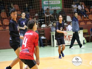 
<a style='margin-left: 5px;' class='btn btn-xs btn-social btn-facebook' href='https://www.facebook.com/sharer/sharer.php?u=https://ko-boladovale.web.getmuller.com.br/imgs/800-800-90/conteudo/fotos/1906/img8588.jpg' rel='popup' data-width='500' data-height='400'><i class='fa fa-facebook'></i>Compartilhar <span class='hidden-xs'>no Facebook</span>
</a> 
<a class='btn btn-default btn-xs' target='_blank' href='imgs/800-800-90/conteudo/fotos/1906/img8588.jpg'>
<span class='glyphicon glyphicon-cloud-download'></span> Salvar
</a> 
<span></span>