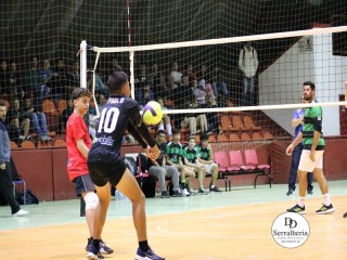 
<a style='margin-left: 5px;' class='btn btn-xs btn-social btn-facebook' href='https://www.facebook.com/sharer/sharer.php?u=https://ko-boladovale.web.getmuller.com.br/imgs/800-800-90/conteudo/fotos/1906/img8611.jpg' rel='popup' data-width='500' data-height='400'><i class='fa fa-facebook'></i>Compartilhar <span class='hidden-xs'>no Facebook</span>
</a> 
<a class='btn btn-default btn-xs' target='_blank' href='imgs/800-800-90/conteudo/fotos/1906/img8611.jpg'>
<span class='glyphicon glyphicon-cloud-download'></span> Salvar
</a> 
<span></span>