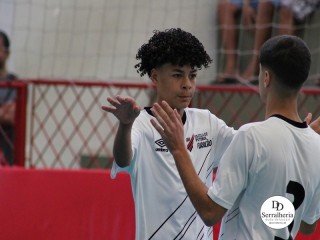 
<a style='margin-left: 5px;' class='btn btn-xs btn-social btn-facebook' href='https://www.facebook.com/sharer/sharer.php?u=https://ko-boladovale.web.getmuller.com.br/imgs/800-800-90/conteudo/fotos/1909/img8907.jpg' rel='popup' data-width='500' data-height='400'><i class='fa fa-facebook'></i>Compartilhar <span class='hidden-xs'>no Facebook</span>
</a> 
<a class='btn btn-default btn-xs' target='_blank' href='imgs/800-800-90/conteudo/fotos/1909/img8907.jpg'>
<span class='glyphicon glyphicon-cloud-download'></span> Salvar
</a> 
<span></span>