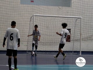 
<a style='margin-left: 5px;' class='btn btn-xs btn-social btn-facebook' href='https://www.facebook.com/sharer/sharer.php?u=https://ko-boladovale.web.getmuller.com.br/imgs/800-800-90/conteudo/fotos/1909/img8917.jpg' rel='popup' data-width='500' data-height='400'><i class='fa fa-facebook'></i>Compartilhar <span class='hidden-xs'>no Facebook</span>
</a> 
<a class='btn btn-default btn-xs' target='_blank' href='imgs/800-800-90/conteudo/fotos/1909/img8917.jpg'>
<span class='glyphicon glyphicon-cloud-download'></span> Salvar
</a> 
<span></span>