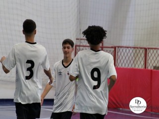 
<a style='margin-left: 5px;' class='btn btn-xs btn-social btn-facebook' href='https://www.facebook.com/sharer/sharer.php?u=https://ko-boladovale.web.getmuller.com.br/imgs/800-800-90/conteudo/fotos/1909/img8930.jpg' rel='popup' data-width='500' data-height='400'><i class='fa fa-facebook'></i>Compartilhar <span class='hidden-xs'>no Facebook</span>
</a> 
<a class='btn btn-default btn-xs' target='_blank' href='imgs/800-800-90/conteudo/fotos/1909/img8930.jpg'>
<span class='glyphicon glyphicon-cloud-download'></span> Salvar
</a> 
<span></span>