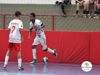 
<a style='margin-left: 5px;' class='btn btn-xs btn-social btn-facebook' href='https://www.facebook.com/sharer/sharer.php?u=https://ko-boladovale.web.getmuller.com.br/imgs/800-800-90/conteudo/fotos/1910/img8960.jpg' rel='popup' data-width='500' data-height='400'><i class='fa fa-facebook'></i>Compartilhar <span class='hidden-xs'>no Facebook</span>
</a> 
<a class='btn btn-default btn-xs' target='_blank' href='imgs/800-800-90/conteudo/fotos/1910/img8960.jpg'>
<span class='glyphicon glyphicon-cloud-download'></span> Salvar
</a> 
<span></span>