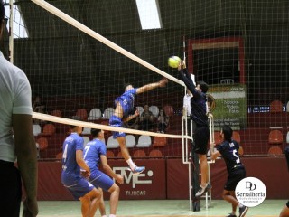 
<a style='margin-left: 5px;' class='btn btn-xs btn-social btn-facebook' href='https://www.facebook.com/sharer/sharer.php?u=https://ko-boladovale.web.getmuller.com.br/imgs/800-800-90/conteudo/fotos/1912/img9171.jpg' rel='popup' data-width='500' data-height='400'><i class='fa fa-facebook'></i>Compartilhar <span class='hidden-xs'>no Facebook</span>
</a> 
<a class='btn btn-default btn-xs' target='_blank' href='imgs/800-800-90/conteudo/fotos/1912/img9171.jpg'>
<span class='glyphicon glyphicon-cloud-download'></span> Salvar
</a> 
<span></span>