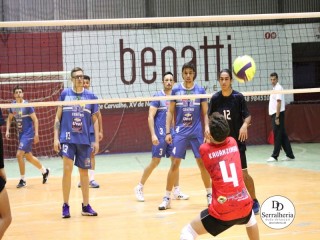 
<a style='margin-left: 5px;' class='btn btn-xs btn-social btn-facebook' href='https://www.facebook.com/sharer/sharer.php?u=https://ko-boladovale.web.getmuller.com.br/imgs/800-800-90/conteudo/fotos/1912/img9266.jpg' rel='popup' data-width='500' data-height='400'><i class='fa fa-facebook'></i>Compartilhar <span class='hidden-xs'>no Facebook</span>
</a> 
<a class='btn btn-default btn-xs' target='_blank' href='imgs/800-800-90/conteudo/fotos/1912/img9266.jpg'>
<span class='glyphicon glyphicon-cloud-download'></span> Salvar
</a> 
<span></span>