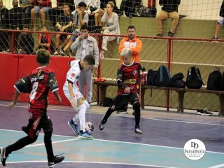 
<a style='margin-left: 5px;' class='btn btn-xs btn-social btn-facebook' href='https://www.facebook.com/sharer/sharer.php?u=https://ko-boladovale.web.getmuller.com.br/imgs/800-800-90/conteudo/fotos/1914/img9447.jpg' rel='popup' data-width='500' data-height='400'><i class='fa fa-facebook'></i>Compartilhar <span class='hidden-xs'>no Facebook</span>
</a> 
<a class='btn btn-default btn-xs' target='_blank' href='imgs/800-800-90/conteudo/fotos/1914/img9447.jpg'>
<span class='glyphicon glyphicon-cloud-download'></span> Salvar
</a> 
<span></span>