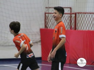 
<a style='margin-left: 5px;' class='btn btn-xs btn-social btn-facebook' href='https://www.facebook.com/sharer/sharer.php?u=https://ko-boladovale.web.getmuller.com.br/imgs/800-800-90/conteudo/fotos/1915/img9514.jpg' rel='popup' data-width='500' data-height='400'><i class='fa fa-facebook'></i>Compartilhar <span class='hidden-xs'>no Facebook</span>
</a> 
<a class='btn btn-default btn-xs' target='_blank' href='imgs/800-800-90/conteudo/fotos/1915/img9514.jpg'>
<span class='glyphicon glyphicon-cloud-download'></span> Salvar
</a> 
<span></span>