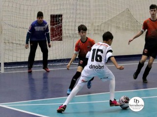 
<a style='margin-left: 5px;' class='btn btn-xs btn-social btn-facebook' href='https://www.facebook.com/sharer/sharer.php?u=https://ko-boladovale.web.getmuller.com.br/imgs/800-800-90/conteudo/fotos/1915/img9528.jpg' rel='popup' data-width='500' data-height='400'><i class='fa fa-facebook'></i>Compartilhar <span class='hidden-xs'>no Facebook</span>
</a> 
<a class='btn btn-default btn-xs' target='_blank' href='imgs/800-800-90/conteudo/fotos/1915/img9528.jpg'>
<span class='glyphicon glyphicon-cloud-download'></span> Salvar
</a> 
<span></span>