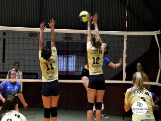 
<a style='margin-left: 5px;' class='btn btn-xs btn-social btn-facebook' href='https://www.facebook.com/sharer/sharer.php?u=https://ko-boladovale.web.getmuller.com.br/imgs/800-800-90/conteudo/fotos/1917/img9892.jpg' rel='popup' data-width='500' data-height='400'><i class='fa fa-facebook'></i>Compartilhar <span class='hidden-xs'>no Facebook</span>
</a> 
<a class='btn btn-default btn-xs' target='_blank' href='imgs/800-800-90/conteudo/fotos/1917/img9892.jpg'>
<span class='glyphicon glyphicon-cloud-download'></span> Salvar
</a> 
<span></span>