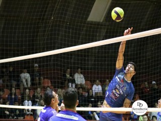 
<a style='margin-left: 5px;' class='btn btn-xs btn-social btn-facebook' href='https://www.facebook.com/sharer/sharer.php?u=https://ko-boladovale.web.getmuller.com.br/imgs/800-800-90/conteudo/fotos/1918/img0007.jpg' rel='popup' data-width='500' data-height='400'><i class='fa fa-facebook'></i>Compartilhar <span class='hidden-xs'>no Facebook</span>
</a> 
<a class='btn btn-default btn-xs' target='_blank' href='imgs/800-800-90/conteudo/fotos/1918/img0007.jpg'>
<span class='glyphicon glyphicon-cloud-download'></span> Salvar
</a> 
<span></span>