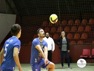 
<a style='margin-left: 5px;' class='btn btn-xs btn-social btn-facebook' href='https://www.facebook.com/sharer/sharer.php?u=https://ko-boladovale.web.getmuller.com.br/imgs/800-800-90/conteudo/fotos/1918/img0050.jpg' rel='popup' data-width='500' data-height='400'><i class='fa fa-facebook'></i>Compartilhar <span class='hidden-xs'>no Facebook</span>
</a> 
<a class='btn btn-default btn-xs' target='_blank' href='imgs/800-800-90/conteudo/fotos/1918/img0050.jpg'>
<span class='glyphicon glyphicon-cloud-download'></span> Salvar
</a> 
<span></span>