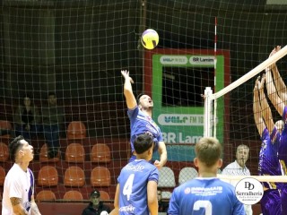 
<a style='margin-left: 5px;' class='btn btn-xs btn-social btn-facebook' href='https://www.facebook.com/sharer/sharer.php?u=https://ko-boladovale.web.getmuller.com.br/imgs/800-800-90/conteudo/fotos/1918/img0071.jpg' rel='popup' data-width='500' data-height='400'><i class='fa fa-facebook'></i>Compartilhar <span class='hidden-xs'>no Facebook</span>
</a> 
<a class='btn btn-default btn-xs' target='_blank' href='imgs/800-800-90/conteudo/fotos/1918/img0071.jpg'>
<span class='glyphicon glyphicon-cloud-download'></span> Salvar
</a> 
<span></span>