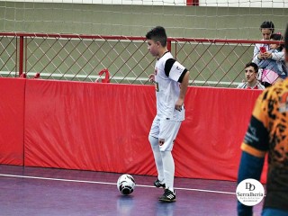 
<a style='margin-left: 5px;' class='btn btn-xs btn-social btn-facebook' href='https://www.facebook.com/sharer/sharer.php?u=https://ko-boladovale.web.getmuller.com.br/imgs/800-800-90/conteudo/fotos/1919/img0171.jpg' rel='popup' data-width='500' data-height='400'><i class='fa fa-facebook'></i>Compartilhar <span class='hidden-xs'>no Facebook</span>
</a> 
<a class='btn btn-default btn-xs' target='_blank' href='imgs/800-800-90/conteudo/fotos/1919/img0171.jpg'>
<span class='glyphicon glyphicon-cloud-download'></span> Salvar
</a> 
<span></span>