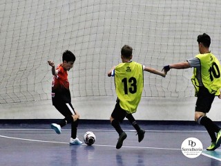 
<a style='margin-left: 5px;' class='btn btn-xs btn-social btn-facebook' href='https://www.facebook.com/sharer/sharer.php?u=https://ko-boladovale.web.getmuller.com.br/imgs/800-800-90/conteudo/fotos/1920/img0204.jpg' rel='popup' data-width='500' data-height='400'><i class='fa fa-facebook'></i>Compartilhar <span class='hidden-xs'>no Facebook</span>
</a> 
<a class='btn btn-default btn-xs' target='_blank' href='imgs/800-800-90/conteudo/fotos/1920/img0204.jpg'>
<span class='glyphicon glyphicon-cloud-download'></span> Salvar
</a> 
<span></span>