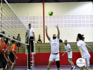 
<a style='margin-left: 5px;' class='btn btn-xs btn-social btn-facebook' href='https://www.facebook.com/sharer/sharer.php?u=https://ko-boladovale.web.getmuller.com.br/imgs/800-800-90/conteudo/fotos/1924/img0717.jpg' rel='popup' data-width='500' data-height='400'><i class='fa fa-facebook'></i>Compartilhar <span class='hidden-xs'>no Facebook</span>
</a> 
<a class='btn btn-default btn-xs' target='_blank' href='imgs/800-800-90/conteudo/fotos/1924/img0717.jpg'>
<span class='glyphicon glyphicon-cloud-download'></span> Salvar
</a> 
<span></span>