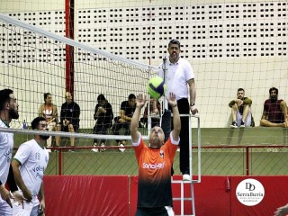 
<a style='margin-left: 5px;' class='btn btn-xs btn-social btn-facebook' href='https://www.facebook.com/sharer/sharer.php?u=https://ko-boladovale.web.getmuller.com.br/imgs/800-800-90/conteudo/fotos/1924/img0762.jpg' rel='popup' data-width='500' data-height='400'><i class='fa fa-facebook'></i>Compartilhar <span class='hidden-xs'>no Facebook</span>
</a> 
<a class='btn btn-default btn-xs' target='_blank' href='imgs/800-800-90/conteudo/fotos/1924/img0762.jpg'>
<span class='glyphicon glyphicon-cloud-download'></span> Salvar
</a> 
<span></span>