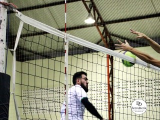 
<a style='margin-left: 5px;' class='btn btn-xs btn-social btn-facebook' href='https://www.facebook.com/sharer/sharer.php?u=https://ko-boladovale.web.getmuller.com.br/imgs/800-800-90/conteudo/fotos/1924/img0795.jpg' rel='popup' data-width='500' data-height='400'><i class='fa fa-facebook'></i>Compartilhar <span class='hidden-xs'>no Facebook</span>
</a> 
<a class='btn btn-default btn-xs' target='_blank' href='imgs/800-800-90/conteudo/fotos/1924/img0795.jpg'>
<span class='glyphicon glyphicon-cloud-download'></span> Salvar
</a> 
<span></span>