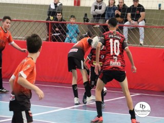 
<a style='margin-left: 5px;' class='btn btn-xs btn-social btn-facebook' href='https://www.facebook.com/sharer/sharer.php?u=https://ko-boladovale.web.getmuller.com.br/imgs/800-800-90/conteudo/fotos/1930/img1913.jpg' rel='popup' data-width='500' data-height='400'><i class='fa fa-facebook'></i>Compartilhar <span class='hidden-xs'>no Facebook</span>
</a> 
<a class='btn btn-default btn-xs' target='_blank' href='imgs/800-800-90/conteudo/fotos/1930/img1913.jpg'>
<span class='glyphicon glyphicon-cloud-download'></span> Salvar
</a> 
<span></span>