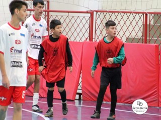 
<a style='margin-left: 5px;' class='btn btn-xs btn-social btn-facebook' href='https://www.facebook.com/sharer/sharer.php?u=https://ko-boladovale.web.getmuller.com.br/imgs/800-800-90/conteudo/fotos/1931/img1979.jpg' rel='popup' data-width='500' data-height='400'><i class='fa fa-facebook'></i>Compartilhar <span class='hidden-xs'>no Facebook</span>
</a> 
<a class='btn btn-default btn-xs' target='_blank' href='imgs/800-800-90/conteudo/fotos/1931/img1979.jpg'>
<span class='glyphicon glyphicon-cloud-download'></span> Salvar
</a> 
<span></span>