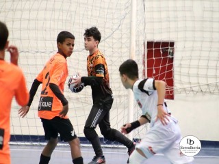 
<a style='margin-left: 5px;' class='btn btn-xs btn-social btn-facebook' href='https://www.facebook.com/sharer/sharer.php?u=https://ko-boladovale.web.getmuller.com.br/imgs/800-800-90/conteudo/fotos/1933/img2109.jpg' rel='popup' data-width='500' data-height='400'><i class='fa fa-facebook'></i>Compartilhar <span class='hidden-xs'>no Facebook</span>
</a> 
<a class='btn btn-default btn-xs' target='_blank' href='imgs/800-800-90/conteudo/fotos/1933/img2109.jpg'>
<span class='glyphicon glyphicon-cloud-download'></span> Salvar
</a> 
<span></span>