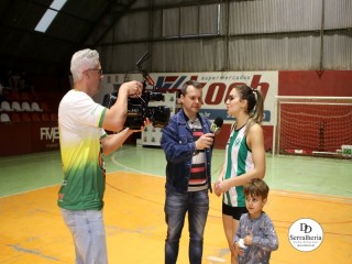 
<a style='margin-left: 5px;' class='btn btn-xs btn-social btn-facebook' href='https://www.facebook.com/sharer/sharer.php?u=https://ko-boladovale.web.getmuller.com.br/imgs/800-800-90/conteudo/fotos/1935/img2514.jpg' rel='popup' data-width='500' data-height='400'><i class='fa fa-facebook'></i>Compartilhar <span class='hidden-xs'>no Facebook</span>
</a> 
<a class='btn btn-default btn-xs' target='_blank' href='imgs/800-800-90/conteudo/fotos/1935/img2514.jpg'>
<span class='glyphicon glyphicon-cloud-download'></span> Salvar
</a> 
<span></span>