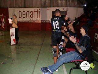 
<a style='margin-left: 5px;' class='btn btn-xs btn-social btn-facebook' href='https://www.facebook.com/sharer/sharer.php?u=https://ko-boladovale.web.getmuller.com.br/imgs/800-800-90/conteudo/fotos/1936/img2587.jpg' rel='popup' data-width='500' data-height='400'><i class='fa fa-facebook'></i>Compartilhar <span class='hidden-xs'>no Facebook</span>
</a> 
<a class='btn btn-default btn-xs' target='_blank' href='imgs/800-800-90/conteudo/fotos/1936/img2587.jpg'>
<span class='glyphicon glyphicon-cloud-download'></span> Salvar
</a> 
<span></span>