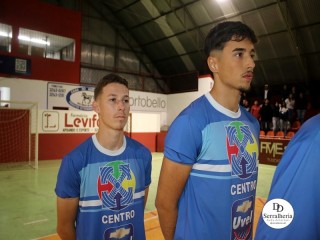 
<a style='margin-left: 5px;' class='btn btn-xs btn-social btn-facebook' href='https://www.facebook.com/sharer/sharer.php?u=https://ko-boladovale.web.getmuller.com.br/imgs/800-800-90/conteudo/fotos/1936/img2633.jpg' rel='popup' data-width='500' data-height='400'><i class='fa fa-facebook'></i>Compartilhar <span class='hidden-xs'>no Facebook</span>
</a> 
<a class='btn btn-default btn-xs' target='_blank' href='imgs/800-800-90/conteudo/fotos/1936/img2633.jpg'>
<span class='glyphicon glyphicon-cloud-download'></span> Salvar
</a> 
<span></span>