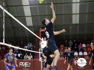 
<a style='margin-left: 5px;' class='btn btn-xs btn-social btn-facebook' href='https://www.facebook.com/sharer/sharer.php?u=https://ko-boladovale.web.getmuller.com.br/imgs/800-800-90/conteudo/fotos/1936/img2680.jpg' rel='popup' data-width='500' data-height='400'><i class='fa fa-facebook'></i>Compartilhar <span class='hidden-xs'>no Facebook</span>
</a> 
<a class='btn btn-default btn-xs' target='_blank' href='imgs/800-800-90/conteudo/fotos/1936/img2680.jpg'>
<span class='glyphicon glyphicon-cloud-download'></span> Salvar
</a> 
<span></span>