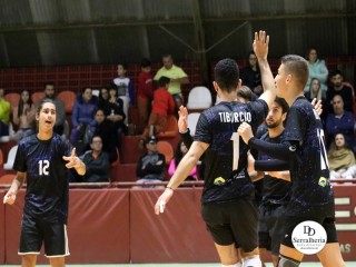 
<a style='margin-left: 5px;' class='btn btn-xs btn-social btn-facebook' href='https://www.facebook.com/sharer/sharer.php?u=https://ko-boladovale.web.getmuller.com.br/imgs/800-800-90/conteudo/fotos/1936/img2703.jpg' rel='popup' data-width='500' data-height='400'><i class='fa fa-facebook'></i>Compartilhar <span class='hidden-xs'>no Facebook</span>
</a> 
<a class='btn btn-default btn-xs' target='_blank' href='imgs/800-800-90/conteudo/fotos/1936/img2703.jpg'>
<span class='glyphicon glyphicon-cloud-download'></span> Salvar
</a> 
<span></span>