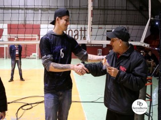 
<a style='margin-left: 5px;' class='btn btn-xs btn-social btn-facebook' href='https://www.facebook.com/sharer/sharer.php?u=https://ko-boladovale.web.getmuller.com.br/imgs/800-800-90/conteudo/fotos/1937/img2905.jpg' rel='popup' data-width='500' data-height='400'><i class='fa fa-facebook'></i>Compartilhar <span class='hidden-xs'>no Facebook</span>
</a> 
<a class='btn btn-default btn-xs' target='_blank' href='imgs/800-800-90/conteudo/fotos/1937/img2905.jpg'>
<span class='glyphicon glyphicon-cloud-download'></span> Salvar
</a> 
<span></span>