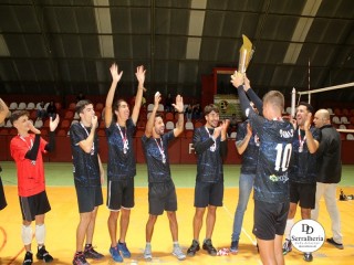 
<a style='margin-left: 5px;' class='btn btn-xs btn-social btn-facebook' href='https://www.facebook.com/sharer/sharer.php?u=https://ko-boladovale.web.getmuller.com.br/imgs/800-800-90/conteudo/fotos/1937/img2933.jpg' rel='popup' data-width='500' data-height='400'><i class='fa fa-facebook'></i>Compartilhar <span class='hidden-xs'>no Facebook</span>
</a> 
<a class='btn btn-default btn-xs' target='_blank' href='imgs/800-800-90/conteudo/fotos/1937/img2933.jpg'>
<span class='glyphicon glyphicon-cloud-download'></span> Salvar
</a> 
<span></span>