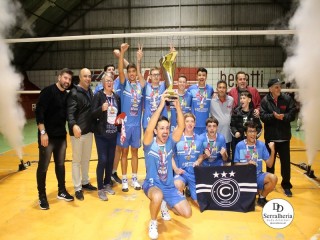 
<a style='margin-left: 5px;' class='btn btn-xs btn-social btn-facebook' href='https://www.facebook.com/sharer/sharer.php?u=https://ko-boladovale.web.getmuller.com.br/imgs/800-800-90/conteudo/fotos/1937/img2959.jpg' rel='popup' data-width='500' data-height='400'><i class='fa fa-facebook'></i>Compartilhar <span class='hidden-xs'>no Facebook</span>
</a> 
<a class='btn btn-default btn-xs' target='_blank' href='imgs/800-800-90/conteudo/fotos/1937/img2959.jpg'>
<span class='glyphicon glyphicon-cloud-download'></span> Salvar
</a> 
<span></span>