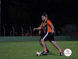 
<a style='margin-left: 5px;' class='btn btn-xs btn-social btn-facebook' href='https://www.facebook.com/sharer/sharer.php?u=https://ko-boladovale.web.getmuller.com.br/imgs/800-800-90/conteudo/fotos/1938/img3151.jpg' rel='popup' data-width='500' data-height='400'><i class='fa fa-facebook'></i>Compartilhar <span class='hidden-xs'>no Facebook</span>
</a> 
<a class='btn btn-default btn-xs' target='_blank' href='imgs/800-800-90/conteudo/fotos/1938/img3151.jpg'>
<span class='glyphicon glyphicon-cloud-download'></span> Salvar
</a> 
<span></span>