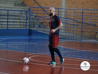 
<a style='margin-left: 5px;' class='btn btn-xs btn-social btn-facebook' href='https://www.facebook.com/sharer/sharer.php?u=https://ko-boladovale.web.getmuller.com.br/imgs/800-800-90/conteudo/fotos/1939/img3276.jpg' rel='popup' data-width='500' data-height='400'><i class='fa fa-facebook'></i>Compartilhar <span class='hidden-xs'>no Facebook</span>
</a> 
<a class='btn btn-default btn-xs' target='_blank' href='imgs/800-800-90/conteudo/fotos/1939/img3276.jpg'>
<span class='glyphicon glyphicon-cloud-download'></span> Salvar
</a> 
<span></span>