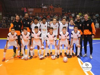 
<a style='margin-left: 5px;' class='btn btn-xs btn-social btn-facebook' href='https://www.facebook.com/sharer/sharer.php?u=https://ko-boladovale.web.getmuller.com.br/imgs/800-800-90/conteudo/fotos/1943/img3776.jpg' rel='popup' data-width='500' data-height='400'><i class='fa fa-facebook'></i>Compartilhar <span class='hidden-xs'>no Facebook</span>
</a> 
<a class='btn btn-default btn-xs' target='_blank' href='imgs/800-800-90/conteudo/fotos/1943/img3776.jpg'>
<span class='glyphicon glyphicon-cloud-download'></span> Salvar
</a> 
<span></span>