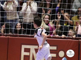 
<a style='margin-left: 5px;' class='btn btn-xs btn-social btn-facebook' href='https://www.facebook.com/sharer/sharer.php?u=https://ko-boladovale.web.getmuller.com.br/imgs/800-800-90/conteudo/fotos/1943/img3854.jpg' rel='popup' data-width='500' data-height='400'><i class='fa fa-facebook'></i>Compartilhar <span class='hidden-xs'>no Facebook</span>
</a> 
<a class='btn btn-default btn-xs' target='_blank' href='imgs/800-800-90/conteudo/fotos/1943/img3854.jpg'>
<span class='glyphicon glyphicon-cloud-download'></span> Salvar
</a> 
<span></span>