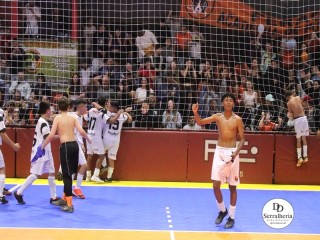 
<a style='margin-left: 5px;' class='btn btn-xs btn-social btn-facebook' href='https://www.facebook.com/sharer/sharer.php?u=https://ko-boladovale.web.getmuller.com.br/imgs/800-800-90/conteudo/fotos/1943/img3890.jpg' rel='popup' data-width='500' data-height='400'><i class='fa fa-facebook'></i>Compartilhar <span class='hidden-xs'>no Facebook</span>
</a> 
<a class='btn btn-default btn-xs' target='_blank' href='imgs/800-800-90/conteudo/fotos/1943/img3890.jpg'>
<span class='glyphicon glyphicon-cloud-download'></span> Salvar
</a> 
<span></span>