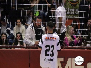 
<a style='margin-left: 5px;' class='btn btn-xs btn-social btn-facebook' href='https://www.facebook.com/sharer/sharer.php?u=https://ko-boladovale.web.getmuller.com.br/imgs/800-800-90/conteudo/fotos/1943/img3905.jpg' rel='popup' data-width='500' data-height='400'><i class='fa fa-facebook'></i>Compartilhar <span class='hidden-xs'>no Facebook</span>
</a> 
<a class='btn btn-default btn-xs' target='_blank' href='imgs/800-800-90/conteudo/fotos/1943/img3905.jpg'>
<span class='glyphicon glyphicon-cloud-download'></span> Salvar
</a> 
<span></span>