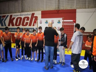 
<a style='margin-left: 5px;' class='btn btn-xs btn-social btn-facebook' href='https://www.facebook.com/sharer/sharer.php?u=https://ko-boladovale.web.getmuller.com.br/imgs/800-800-90/conteudo/fotos/1944/img3915.jpg' rel='popup' data-width='500' data-height='400'><i class='fa fa-facebook'></i>Compartilhar <span class='hidden-xs'>no Facebook</span>
</a> 
<a class='btn btn-default btn-xs' target='_blank' href='imgs/800-800-90/conteudo/fotos/1944/img3915.jpg'>
<span class='glyphicon glyphicon-cloud-download'></span> Salvar
</a> 
<span></span>