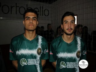 
<a style='margin-left: 5px;' class='btn btn-xs btn-social btn-facebook' href='https://www.facebook.com/sharer/sharer.php?u=https://ko-boladovale.web.getmuller.com.br/imgs/800-800-90/conteudo/fotos/1945/img3698.jpg' rel='popup' data-width='500' data-height='400'><i class='fa fa-facebook'></i>Compartilhar <span class='hidden-xs'>no Facebook</span>
</a> 
<a class='btn btn-default btn-xs' target='_blank' href='imgs/800-800-90/conteudo/fotos/1945/img3698.jpg'>
<span class='glyphicon glyphicon-cloud-download'></span> Salvar
</a> 
<span></span>