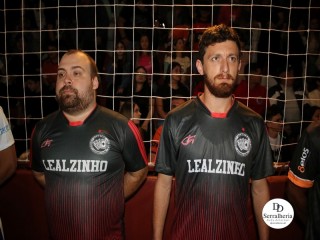 
<a style='margin-left: 5px;' class='btn btn-xs btn-social btn-facebook' href='https://www.facebook.com/sharer/sharer.php?u=https://ko-boladovale.web.getmuller.com.br/imgs/800-800-90/conteudo/fotos/1945/img3713.jpg' rel='popup' data-width='500' data-height='400'><i class='fa fa-facebook'></i>Compartilhar <span class='hidden-xs'>no Facebook</span>
</a> 
<a class='btn btn-default btn-xs' target='_blank' href='imgs/800-800-90/conteudo/fotos/1945/img3713.jpg'>
<span class='glyphicon glyphicon-cloud-download'></span> Salvar
</a> 
<span></span>