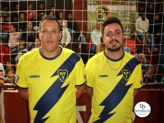 
<a style='margin-left: 5px;' class='btn btn-xs btn-social btn-facebook' href='https://www.facebook.com/sharer/sharer.php?u=https://ko-boladovale.web.getmuller.com.br/imgs/800-800-90/conteudo/fotos/1945/img3719.jpg' rel='popup' data-width='500' data-height='400'><i class='fa fa-facebook'></i>Compartilhar <span class='hidden-xs'>no Facebook</span>
</a> 
<a class='btn btn-default btn-xs' target='_blank' href='imgs/800-800-90/conteudo/fotos/1945/img3719.jpg'>
<span class='glyphicon glyphicon-cloud-download'></span> Salvar
</a> 
<span></span>