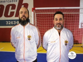 
<a style='margin-left: 5px;' class='btn btn-xs btn-social btn-facebook' href='https://www.facebook.com/sharer/sharer.php?u=https://ko-boladovale.web.getmuller.com.br/imgs/800-800-90/conteudo/fotos/1945/img3754.jpg' rel='popup' data-width='500' data-height='400'><i class='fa fa-facebook'></i>Compartilhar <span class='hidden-xs'>no Facebook</span>
</a> 
<a class='btn btn-default btn-xs' target='_blank' href='imgs/800-800-90/conteudo/fotos/1945/img3754.jpg'>
<span class='glyphicon glyphicon-cloud-download'></span> Salvar
</a> 
<span></span>