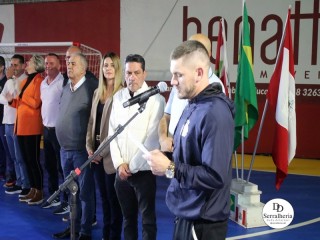 
<a style='margin-left: 5px;' class='btn btn-xs btn-social btn-facebook' href='https://www.facebook.com/sharer/sharer.php?u=https://ko-boladovale.web.getmuller.com.br/imgs/800-800-90/conteudo/fotos/1945/img3762.jpg' rel='popup' data-width='500' data-height='400'><i class='fa fa-facebook'></i>Compartilhar <span class='hidden-xs'>no Facebook</span>
</a> 
<a class='btn btn-default btn-xs' target='_blank' href='imgs/800-800-90/conteudo/fotos/1945/img3762.jpg'>
<span class='glyphicon glyphicon-cloud-download'></span> Salvar
</a> 
<span></span>