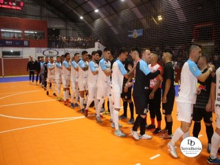 
<a style='margin-left: 5px;' class='btn btn-xs btn-social btn-facebook' href='https://www.facebook.com/sharer/sharer.php?u=https://ko-boladovale.web.getmuller.com.br/imgs/800-800-90/conteudo/fotos/1946/img3978.jpg' rel='popup' data-width='500' data-height='400'><i class='fa fa-facebook'></i>Compartilhar <span class='hidden-xs'>no Facebook</span>
</a> 
<a class='btn btn-default btn-xs' target='_blank' href='imgs/800-800-90/conteudo/fotos/1946/img3978.jpg'>
<span class='glyphicon glyphicon-cloud-download'></span> Salvar
</a> 
<span></span>