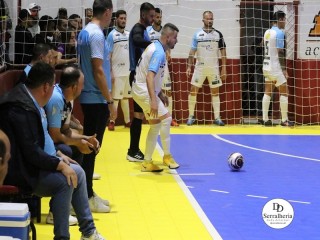 
<a style='margin-left: 5px;' class='btn btn-xs btn-social btn-facebook' href='https://www.facebook.com/sharer/sharer.php?u=https://ko-boladovale.web.getmuller.com.br/imgs/800-800-90/conteudo/fotos/1946/img3995.jpg' rel='popup' data-width='500' data-height='400'><i class='fa fa-facebook'></i>Compartilhar <span class='hidden-xs'>no Facebook</span>
</a> 
<a class='btn btn-default btn-xs' target='_blank' href='imgs/800-800-90/conteudo/fotos/1946/img3995.jpg'>
<span class='glyphicon glyphicon-cloud-download'></span> Salvar
</a> 
<span></span>