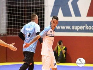 
<a style='margin-left: 5px;' class='btn btn-xs btn-social btn-facebook' href='https://www.facebook.com/sharer/sharer.php?u=https://ko-boladovale.web.getmuller.com.br/imgs/800-800-90/conteudo/fotos/1946/img4033.jpg' rel='popup' data-width='500' data-height='400'><i class='fa fa-facebook'></i>Compartilhar <span class='hidden-xs'>no Facebook</span>
</a> 
<a class='btn btn-default btn-xs' target='_blank' href='imgs/800-800-90/conteudo/fotos/1946/img4033.jpg'>
<span class='glyphicon glyphicon-cloud-download'></span> Salvar
</a> 
<span></span>